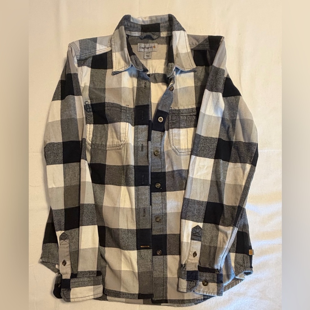 Carhartt Women's Long Sleeve Flannel Shirt Size Small, Button-Up, Plaid